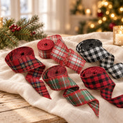 Assortiment de cinq rouleaux de rubans de Noël aspect lin, motifs à carreaux